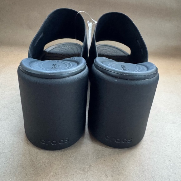 NWT Crocs Black Brooklyn Slide Heel Sandals with LightRide. Size 9 - Picture 4 of 7